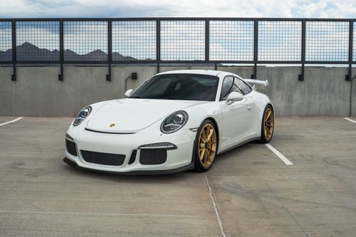 Porsche 911 GT3 - Image 1