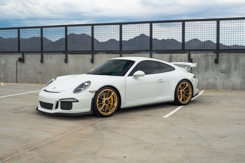 Porsche 911 GT3 - Image 5