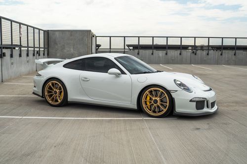 Porsche 911 GT3 - Image 9