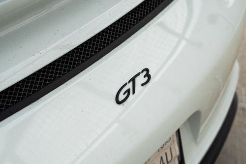 Porsche 911 GT3 - Image 16