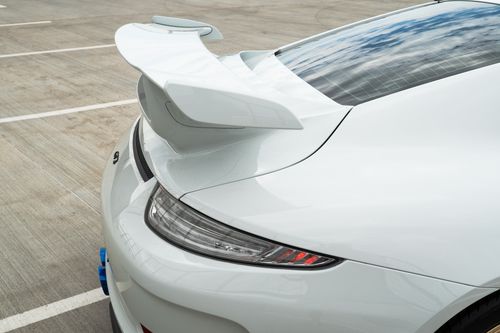 Porsche 911 GT3 - Image 18