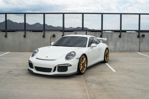 Porsche 911 GT3 - Image 19