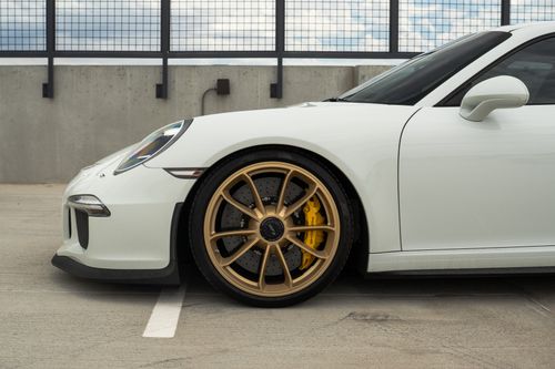 Porsche 911 GT3 - Image 26