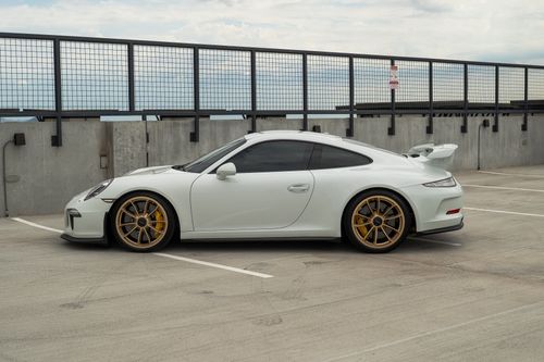 Porsche 911 GT3 - Image 31